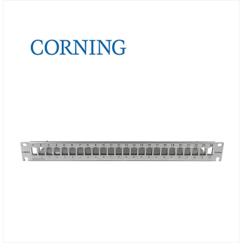 Patch panel Corning™ Everon™ 19"| 1U | 24 ports